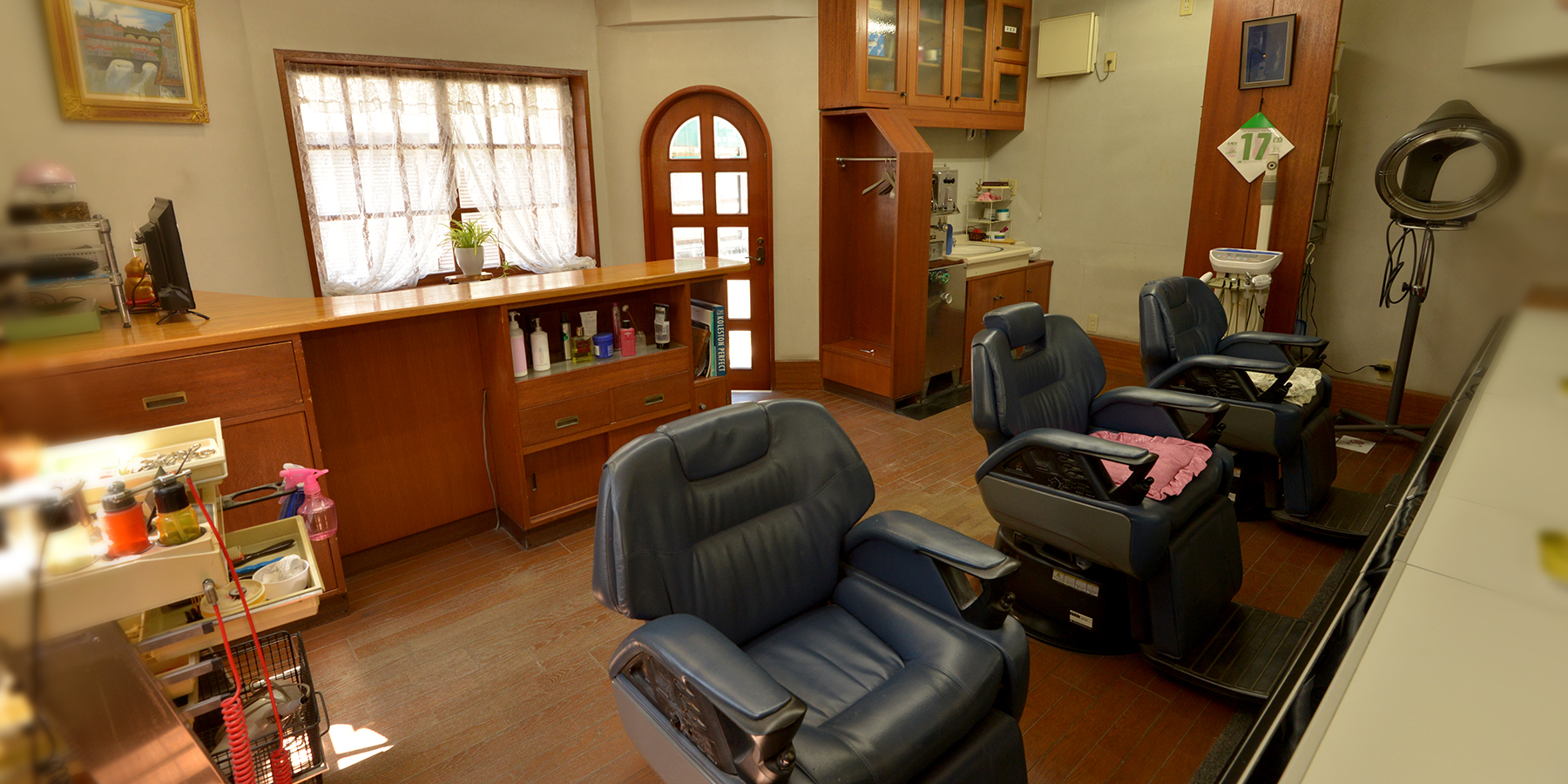 小岩で男性フェイシャルエステ｜理髪店｜白百合